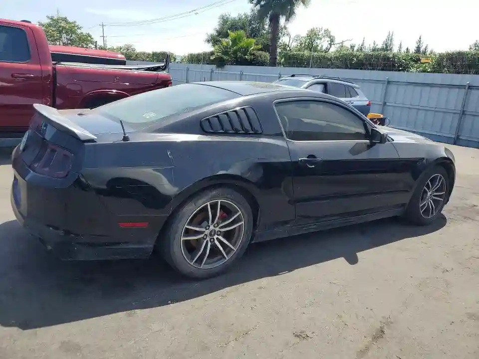 1ZVBP8AM1D5250129 2013 FORD MUSTANG-2