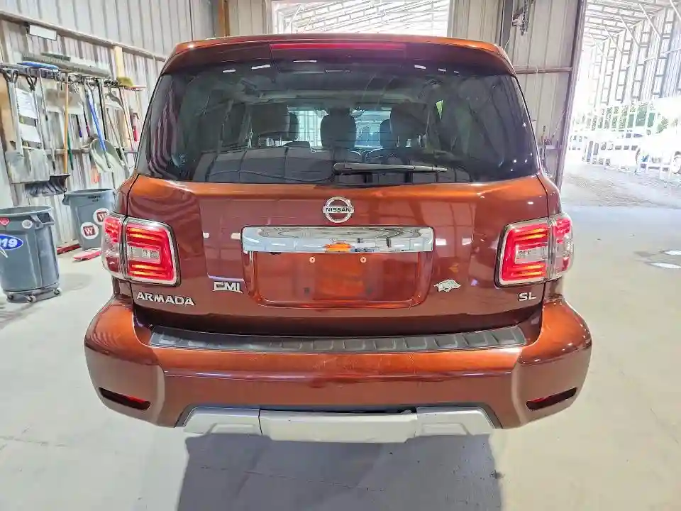 JN8AY2NC3J9555831 2018 NISSAN ARMADA-5