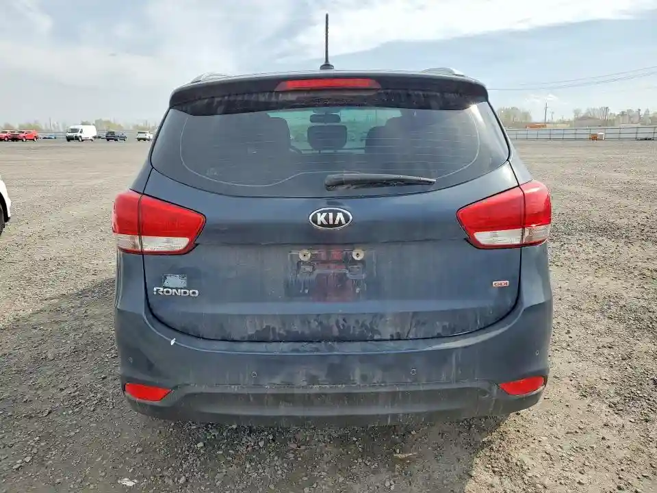 KNAHT8A38G7134531 2016 KIA RONDO-5
