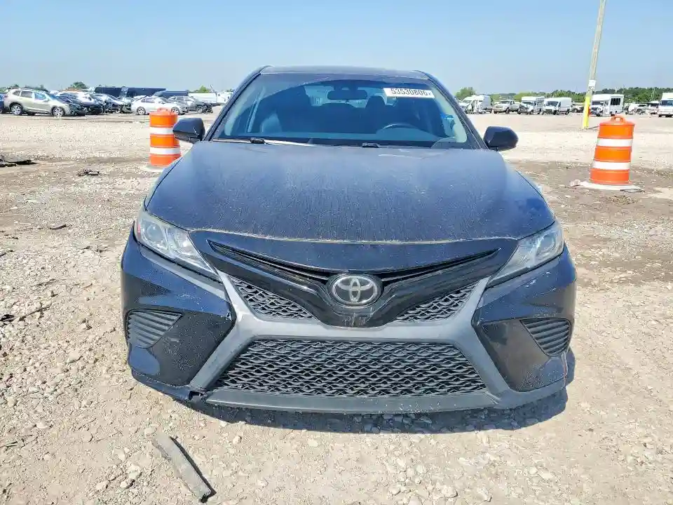 4T1B11HK3KU170684 2019 TOYOTA CAMRY-4