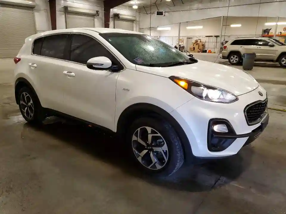 KNDPMCAC7M7890846 2021 KIA SPORTAGE-3
