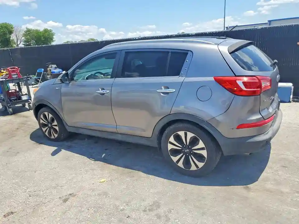 KNDPCCA65B7111230 2011 KIA SPORTAGE-1