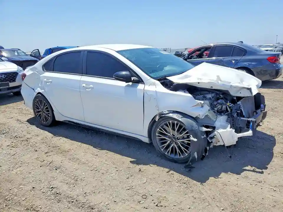 3KPF54AD1PE660991 2023 KIA FORTE GT-L-3