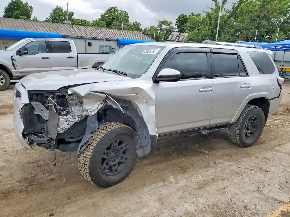 JTEMU5JR0N5993831 2022 TOYOTA 4RUNNER-0