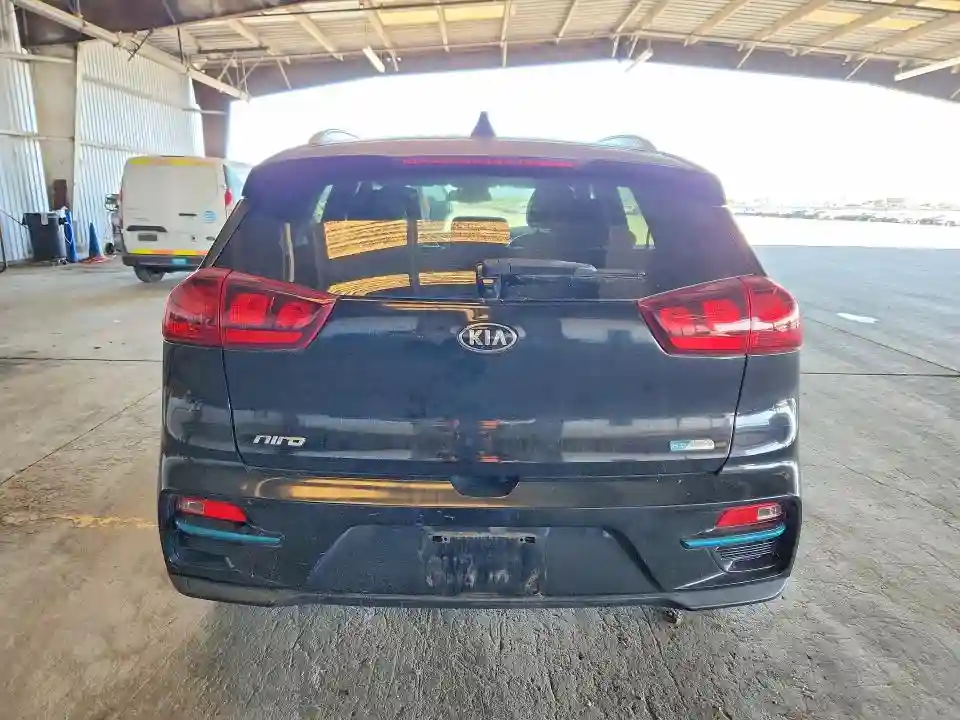 KNDCC3LG7L5061299 2020 KIA NIRO-5