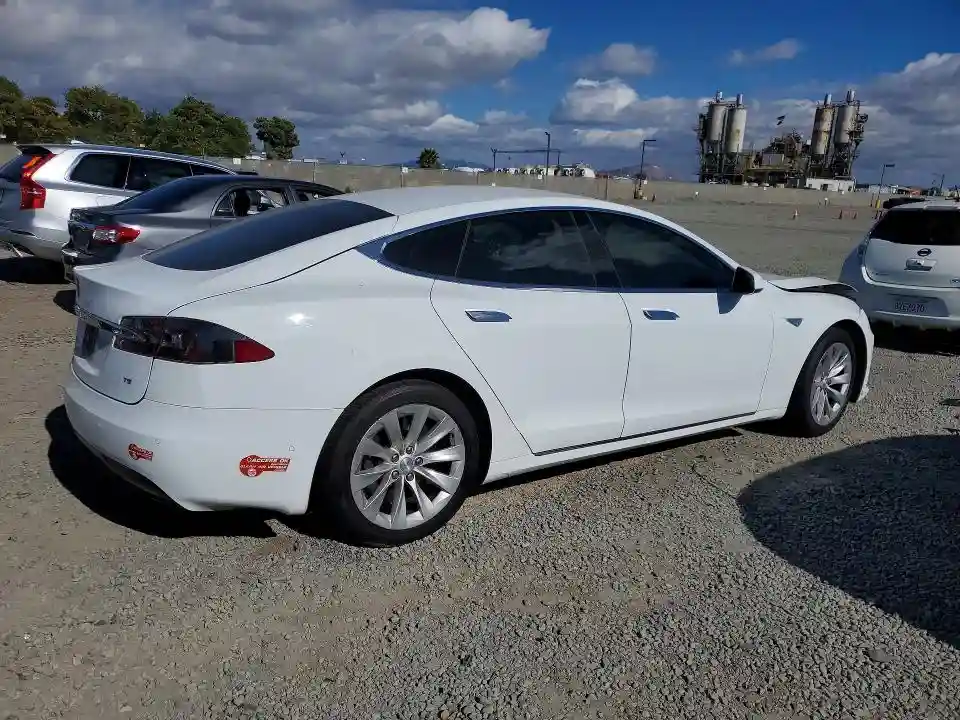 5YJSA1E13GF162391 2016 TESLA MODEL S-2