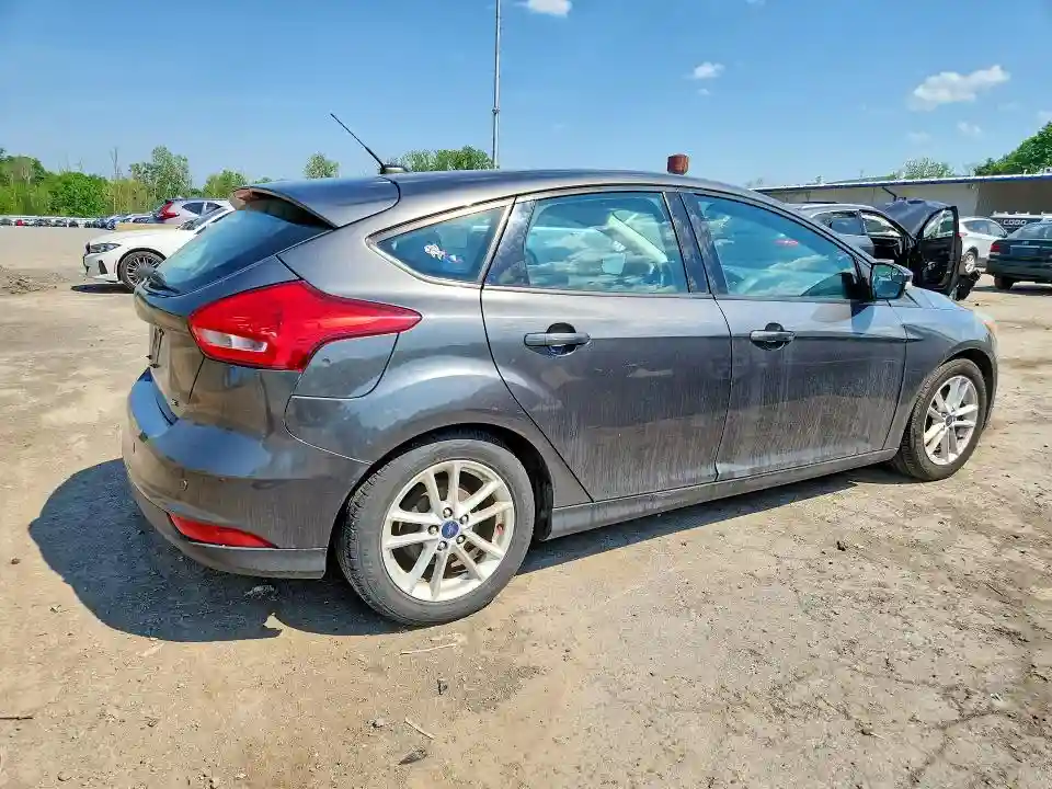 1FADP3K21GL354458 2016 FORD FOCUS-2