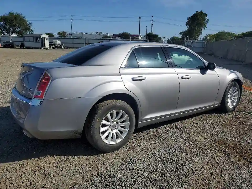 2C3CCAAG5EH263047 2014 CHRYSLER 300-2