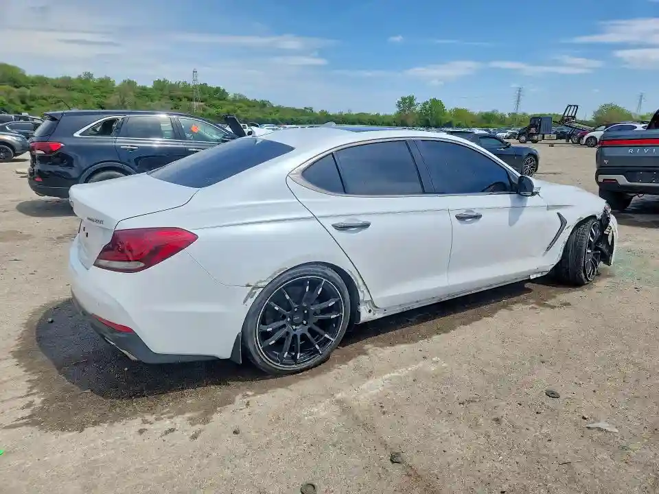 KMTG44LA5KU016965 2019 GENESIS G70-2