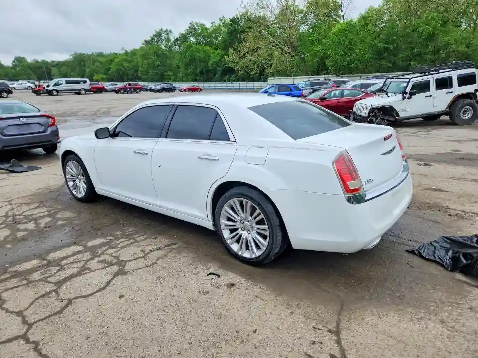 2C3CA5CG2BH581391 2011 CHRYSLER 300-1