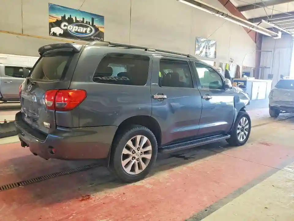 5TDJY5G18AS034713 2010 TOYOTA SEQUOIA-2