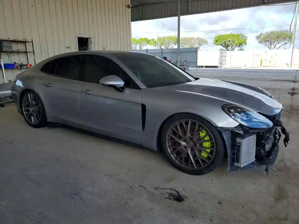 WP0AK2A75PL132203 2023 PORSCHE PANAMERA-3