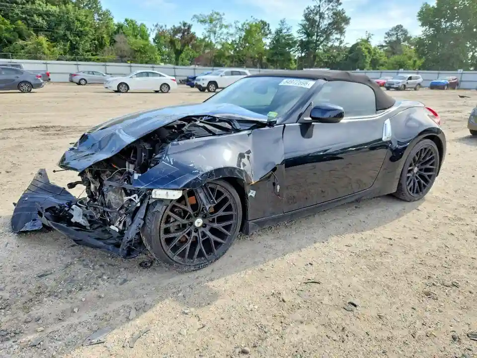 JN1AZ4FH9HM940383 2017 NISSAN 370Z-0