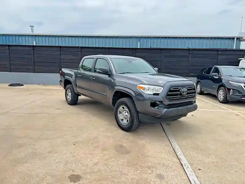 5TFAX5GN7JX104508 2018 TOYOTA TACOMA-0