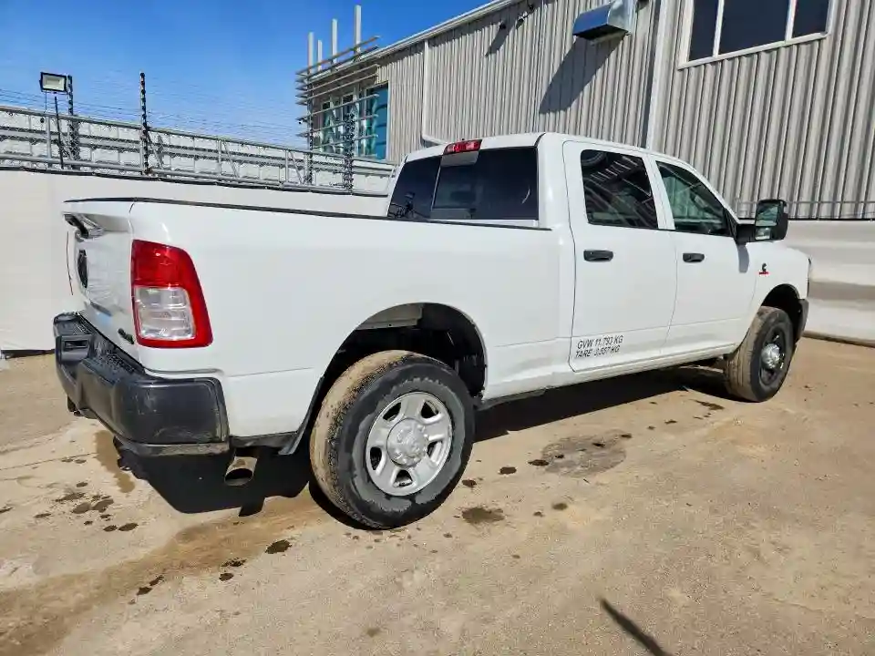 3C63R3CLXPG581272 2023 RAM 3500-2
