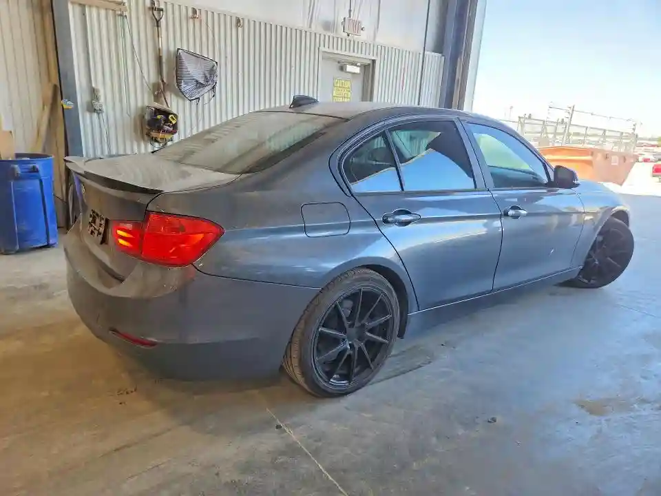 WBA3C3C55EK200443 2014 BMW 3 SERIES-2