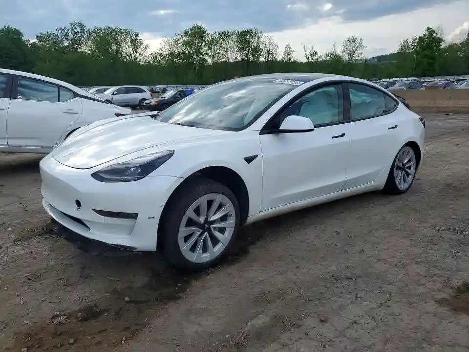 5YJ3E1EB7NF254327 2022 TESLA MODEL 3-0