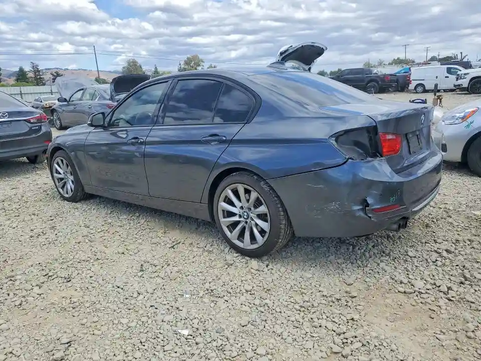 WBA3A5C50CFJ88886 2012 BMW 3 SERIES-1