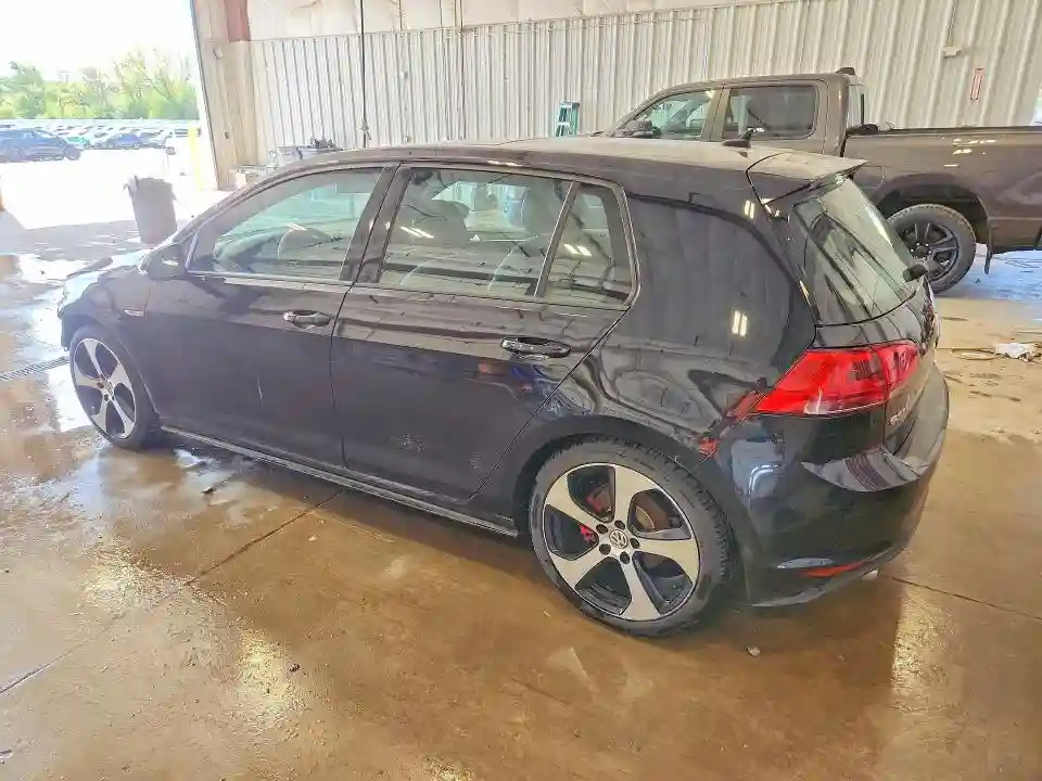 3VW5T7AU6FM000482 2015 VOLKSWAGEN GTI-1