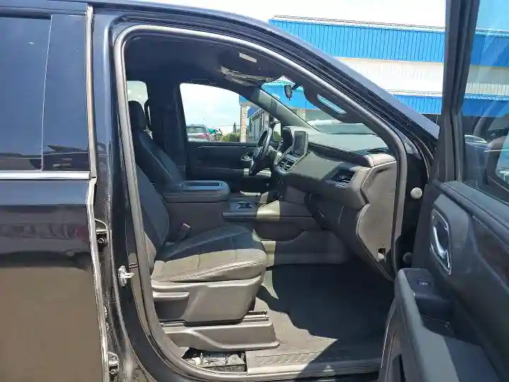1GNSKLED0PR338690 2023 CHEVROLET TAHOE-4