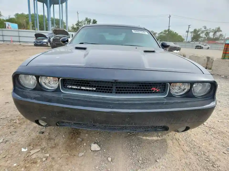 2C3CDYBT7DH742005 2013 DODGE CHALLENGER-4