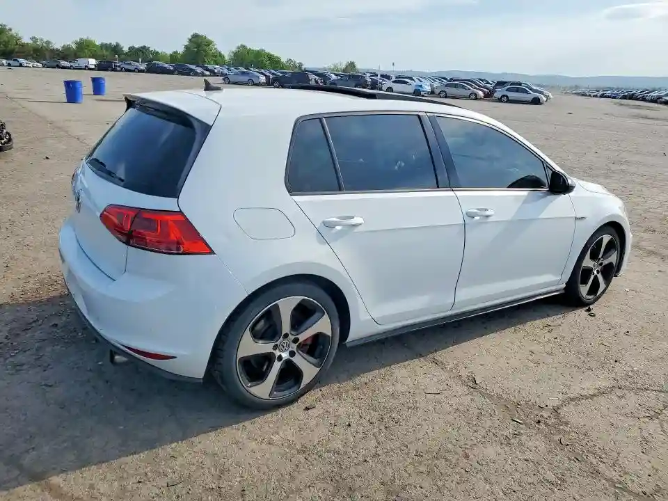 3VW447AU2HM058536 2017 VOLKSWAGEN GTI-2