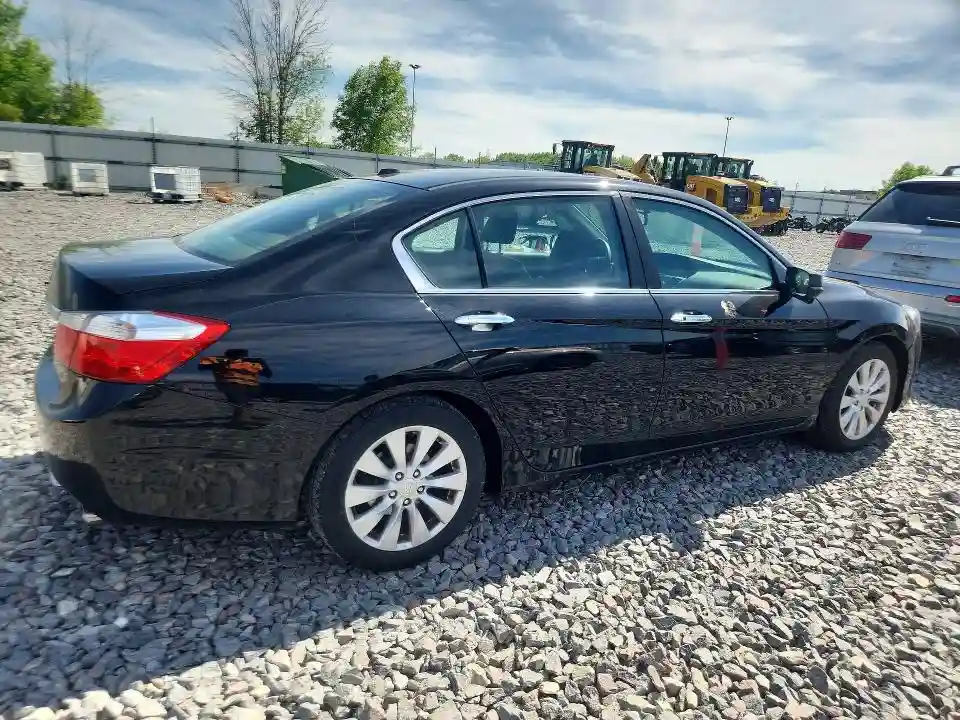 1HGCR2F8XEA050239 2014 HONDA ACCORD-2
