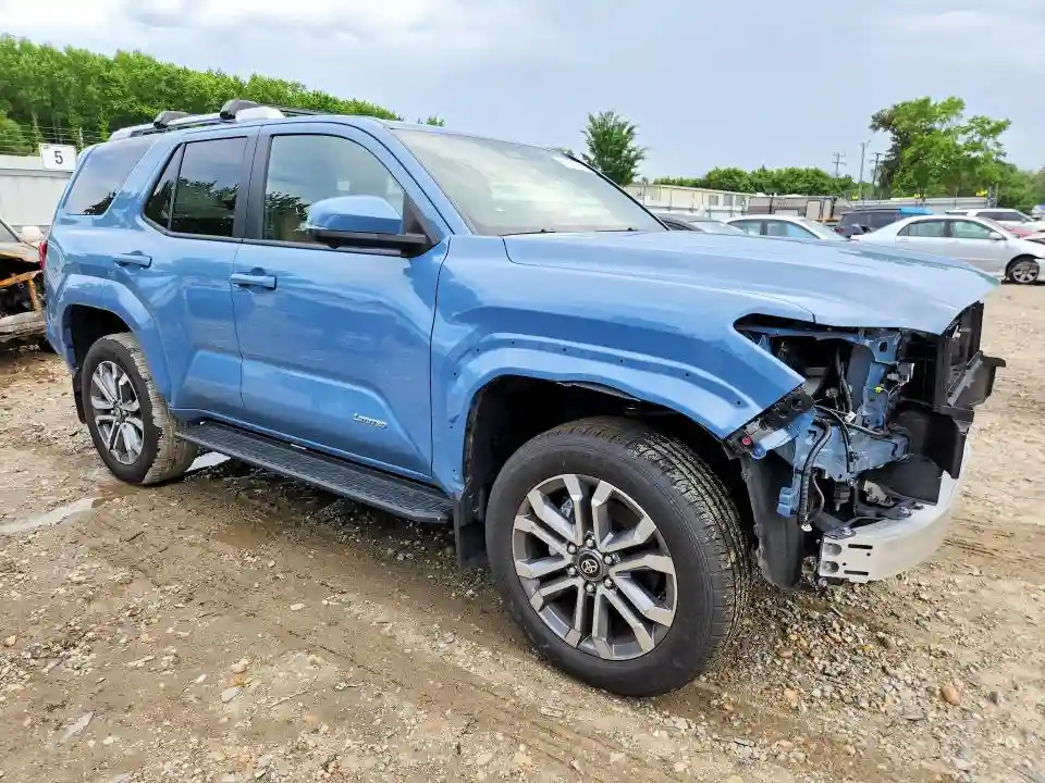 JTEVA5BR0S5037398 2025 TOYOTA 4RUNNER-3