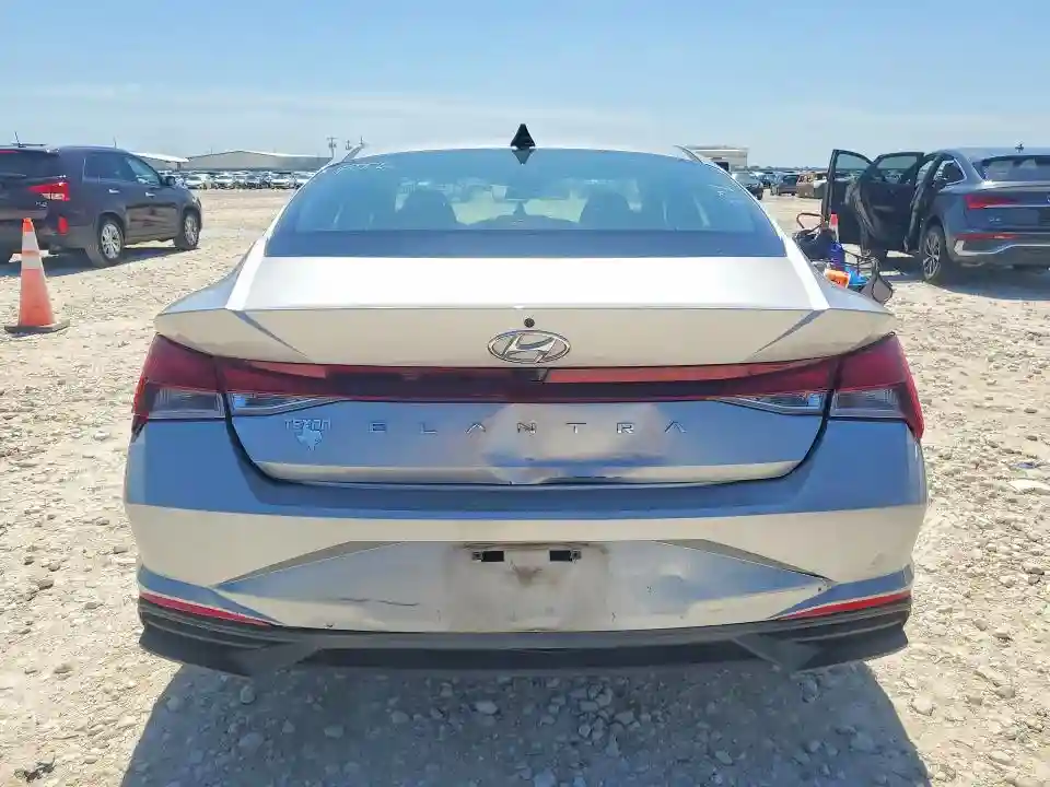 5NPLS4AG5MH004399 2021 HYUNDAI ELANTRA-5