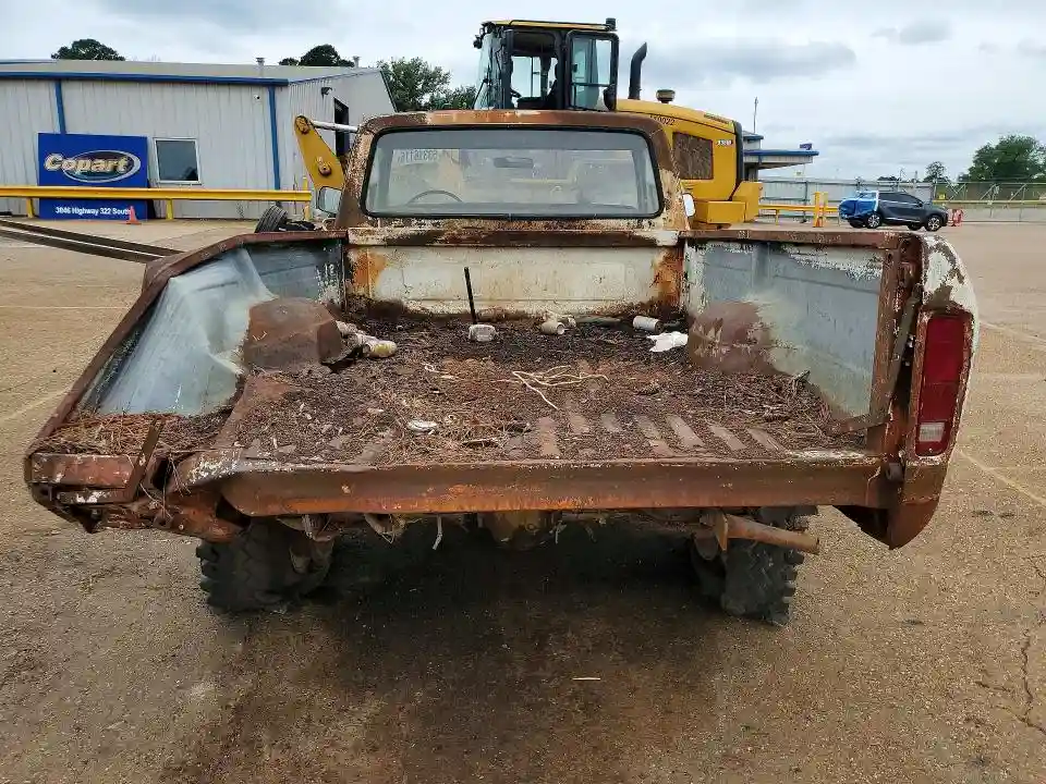 F25SUY00110 1977 FORD F250-5