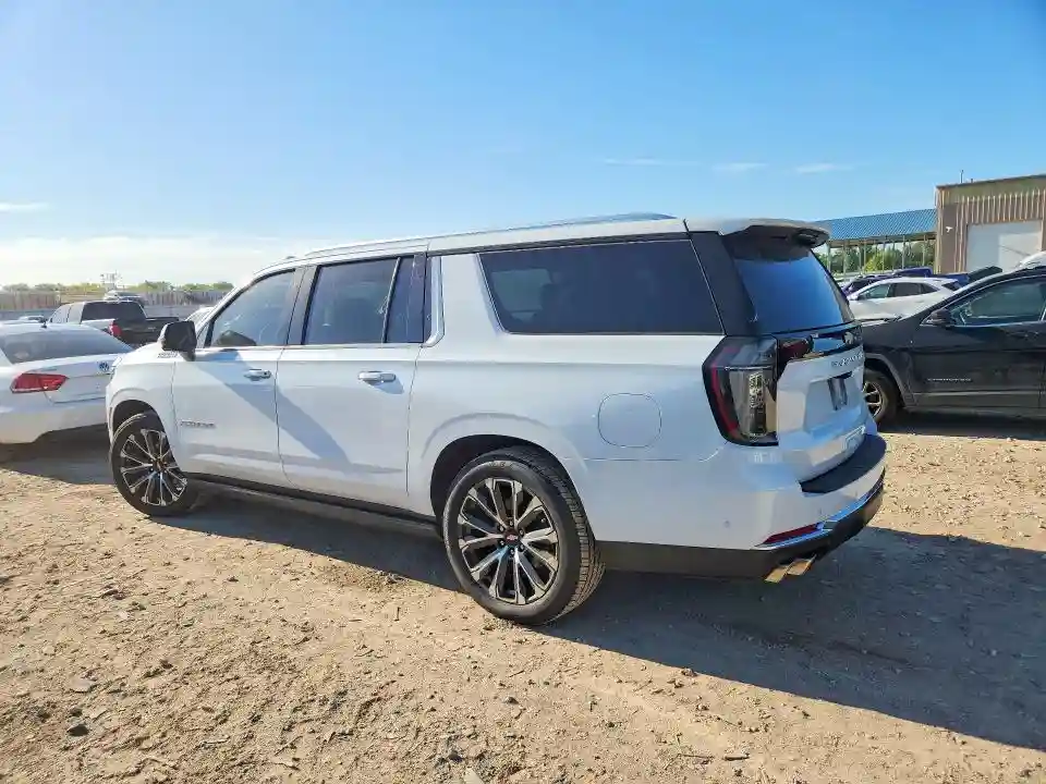 1GNS6GKL2TR190785 2026 CHEVROLET SUBURBAN-1