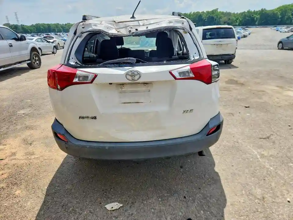 2T3WFREVXFW233650 2015 TOYOTA RAV4-5
