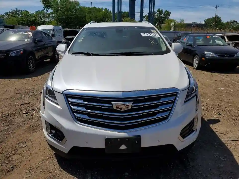 1GYKNBRS5HZ235215 2017 CADILLAC XT5-4