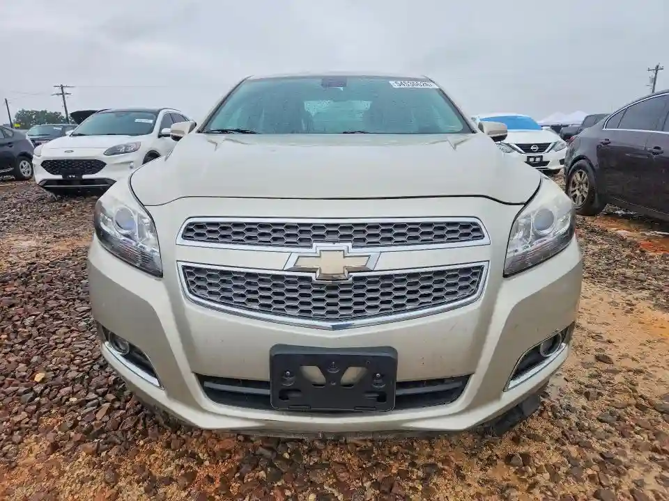 1G11H5SA8DF307685 2013 CHEVROLET MALIBU-4