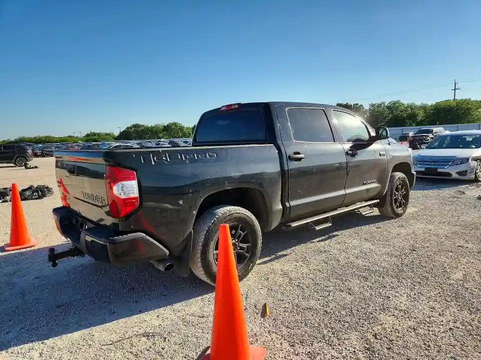 5TFDY5F10KX808074 2019 TOYOTA TUNDRA-2