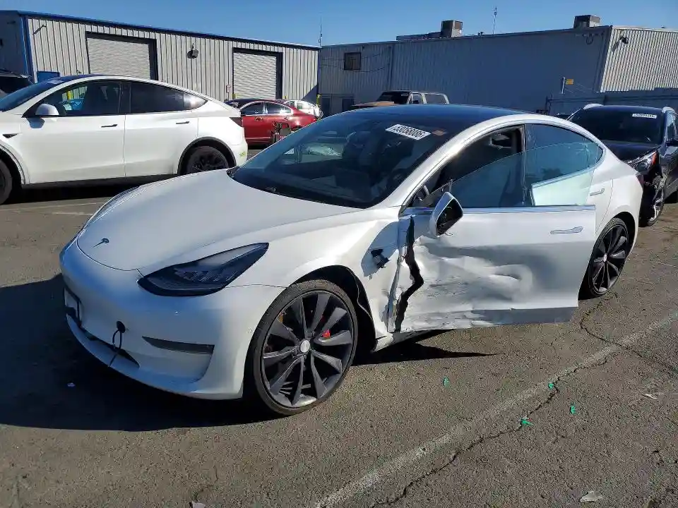 5YJ3E1EC7LF642079 2020 TESLA MODEL 3-0