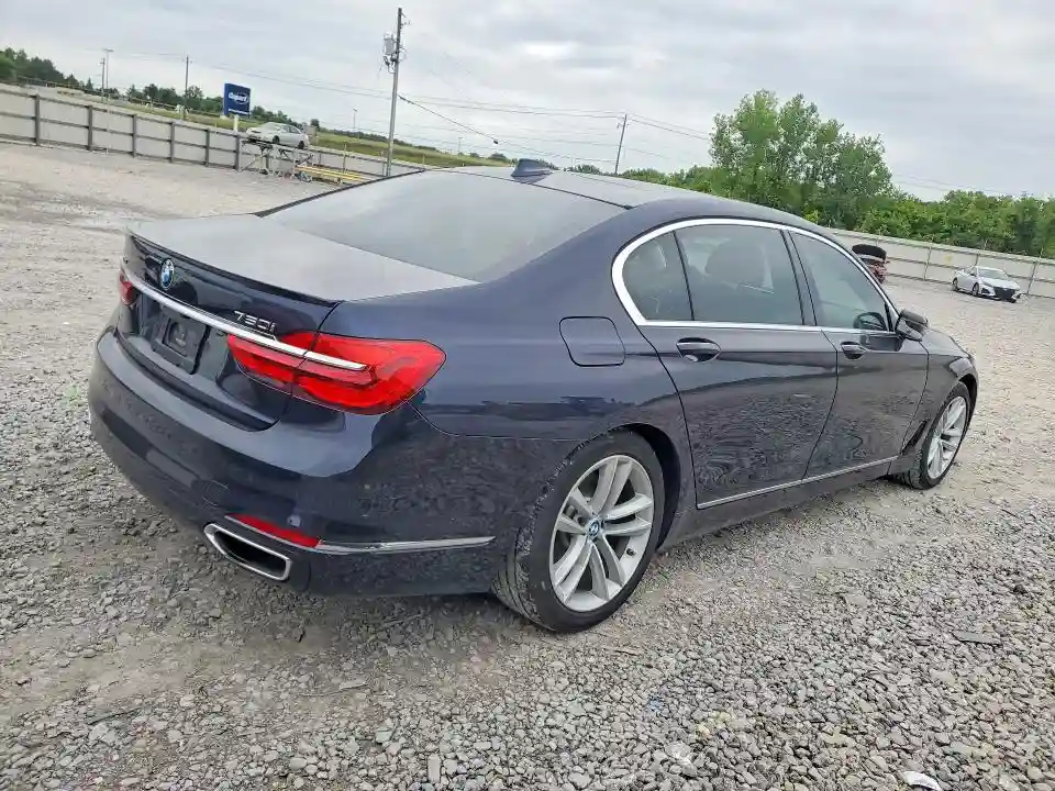 WBA7F2C59GG419558 2016 BMW 7 SERIES-2