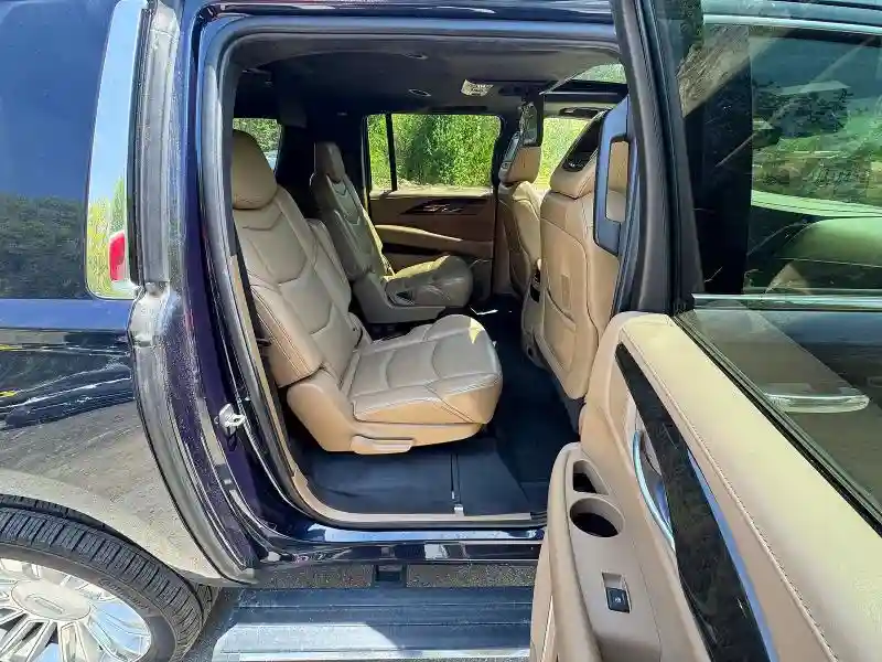 1GYS4KKJ7KR114181 2019 CADILLAC ESCALADE-5