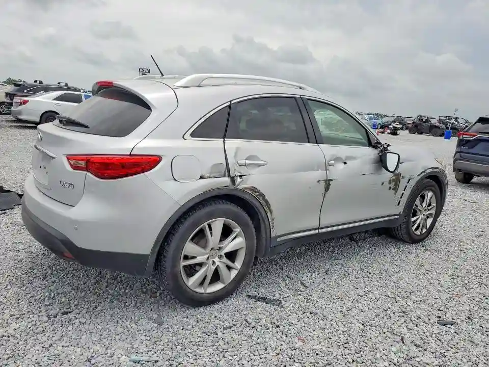 JN8CS1MU9EM452348 2014 INFINITI QX70-2