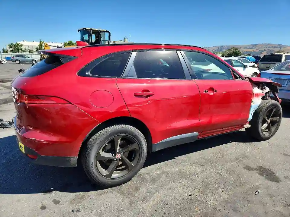 SADCJ2BV9HA069035 2017 JAGUAR F-PACE-2