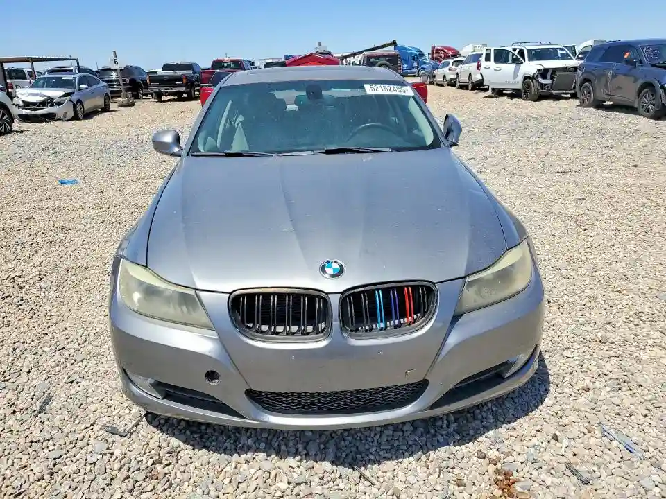 WBAPH7C52BE683197 2011 BMW 3 SERIES-4