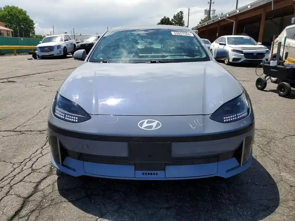 KMHM54AC9SA099901 2025 HYUNDAI IONIQ 6 LI-4