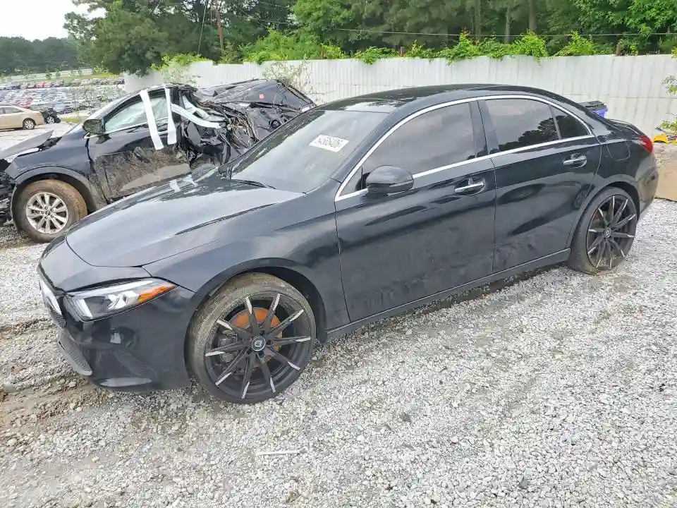 WDD3G4FB0KW026905 2019 MERCEDES-BENZ A-CLASS-0