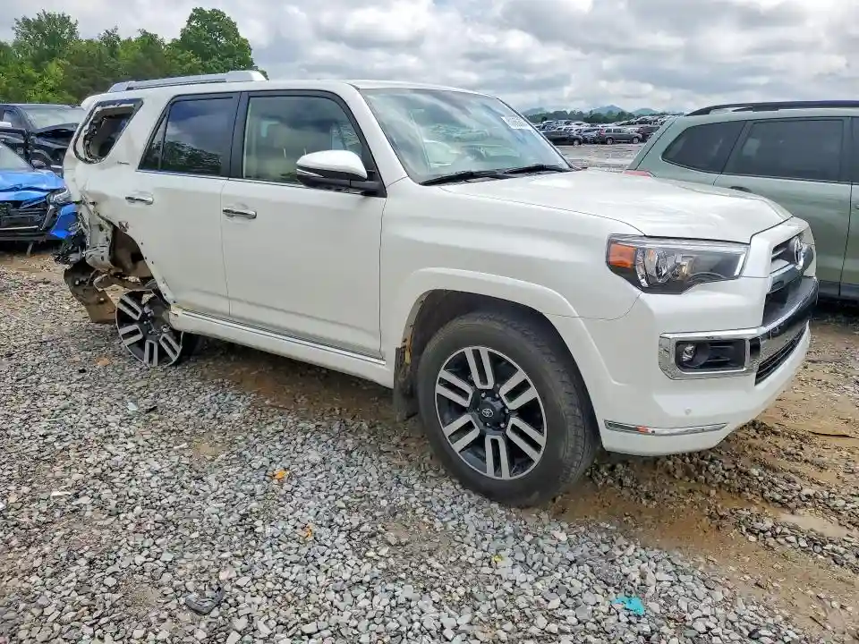 JTEKU5JR8P6166535 2023 TOYOTA 4RUNNER-3