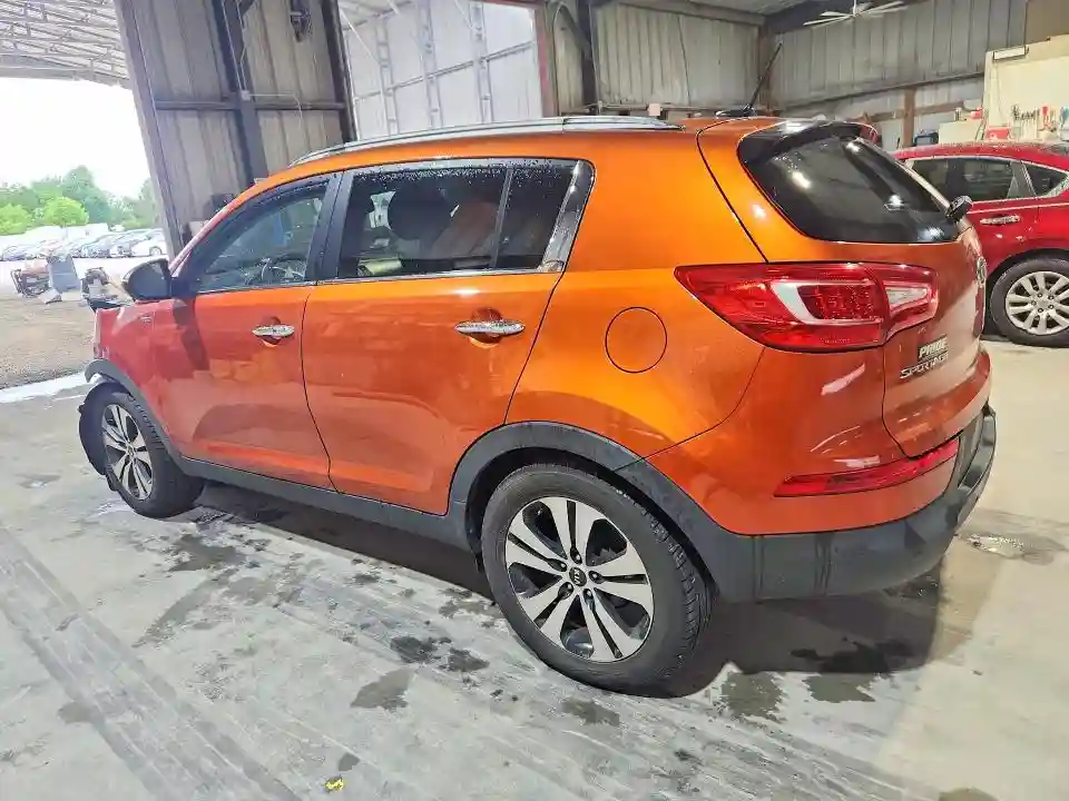 KNDPCCA20B7077856 2011 KIA SPORTAGE E-1