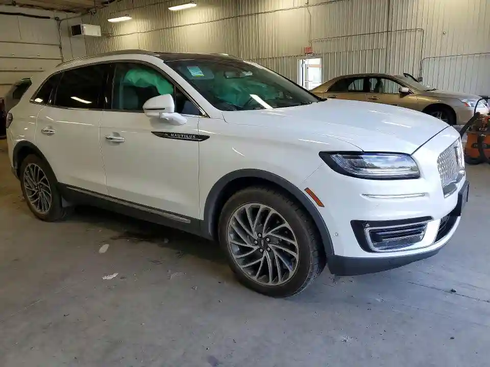 2LMPJ8KP6LBL15912 2020 LINCOLN NAUTILUS-3