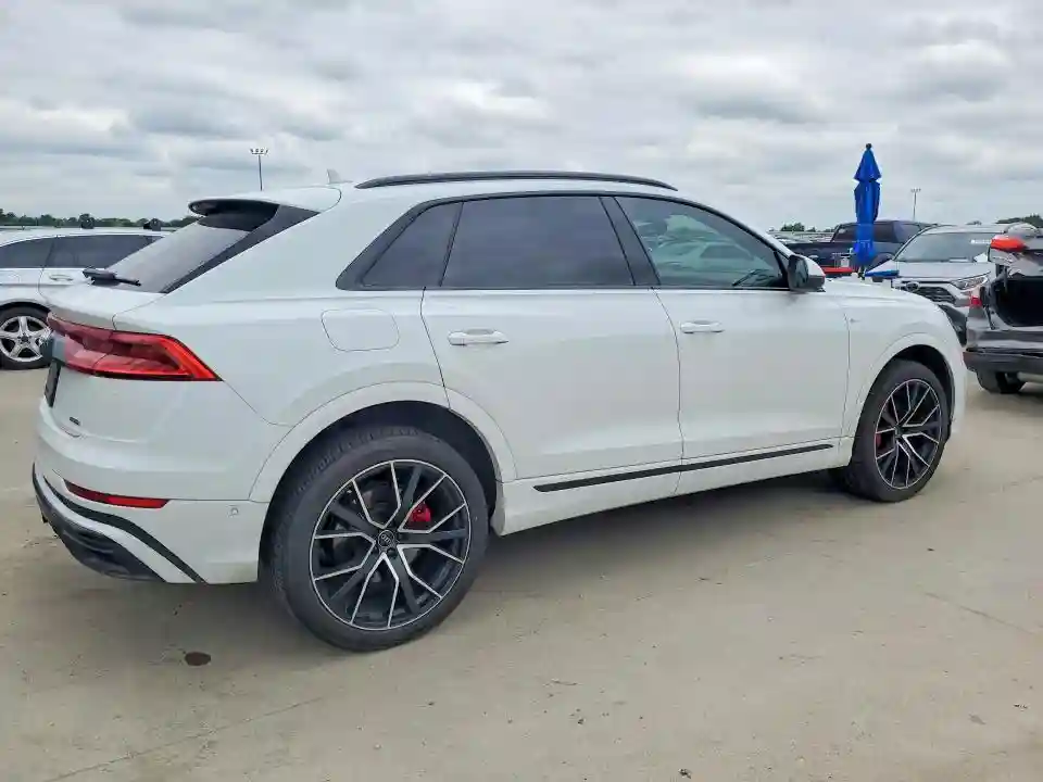 WA1FVAF13LD014046 2020 AUDI Q8-2