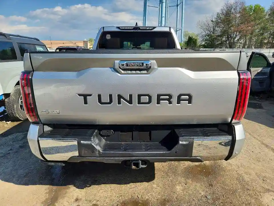 5TFMC5EC0PX002888 2023 TOYOTA TUNDRA-5