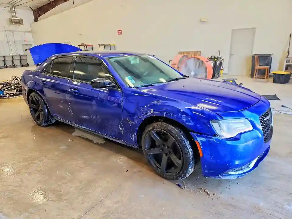 2C3CCAAG0KH565079 2019 CHRYSLER 300-3