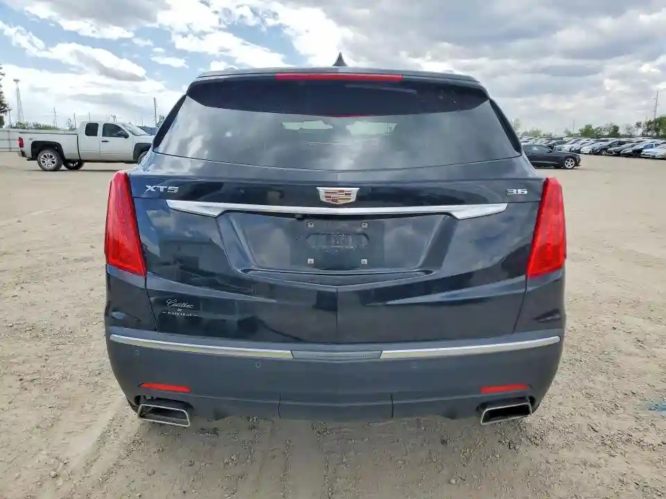1GYKNERS6JZ143960 2018 CADILLAC XT5-5